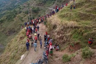 रुकुमपश्चिममा जिप दुर्घटना हुदा आमाछोरा सहित ५ जनाको मृत्यु