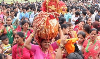 सुदूरपश्चिमेलिहरुले आज पनि गौरा पर्व हर्षोल्लासका साथ मनाउदै