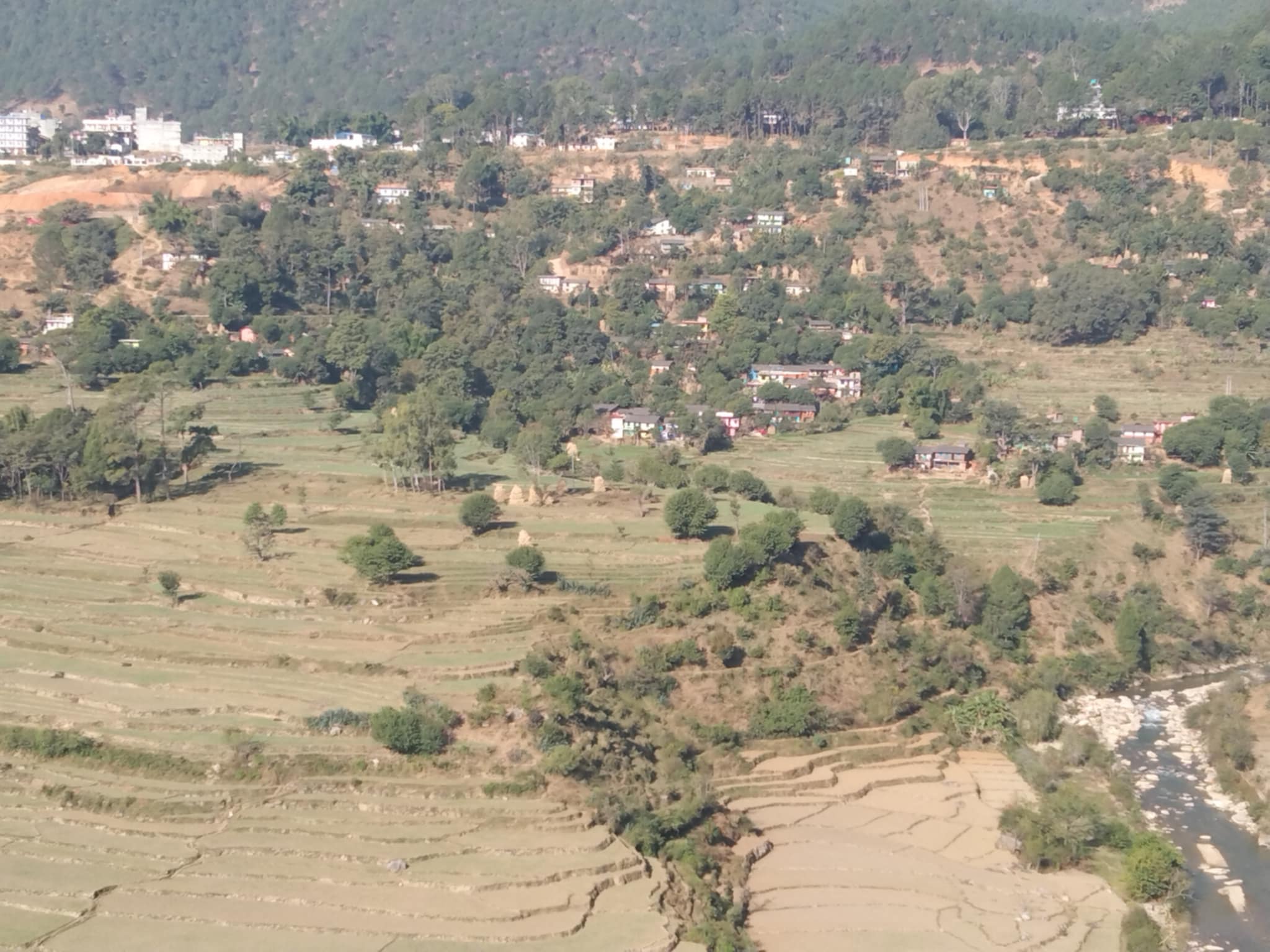 बैतडीः विद्युत लाईन तान्नको लागि जग्गा नदिदा पाटन र मेलौलीको सबस्टेसन सञ्चालनमा ढिलाई 